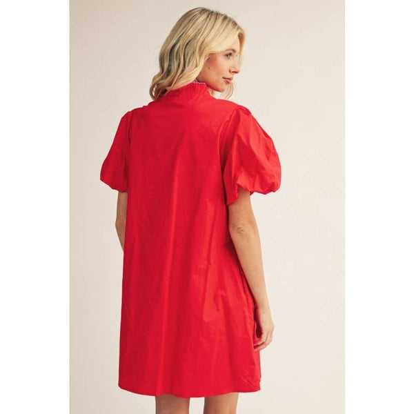 Baroque Floral Applique Solid Shift Dress