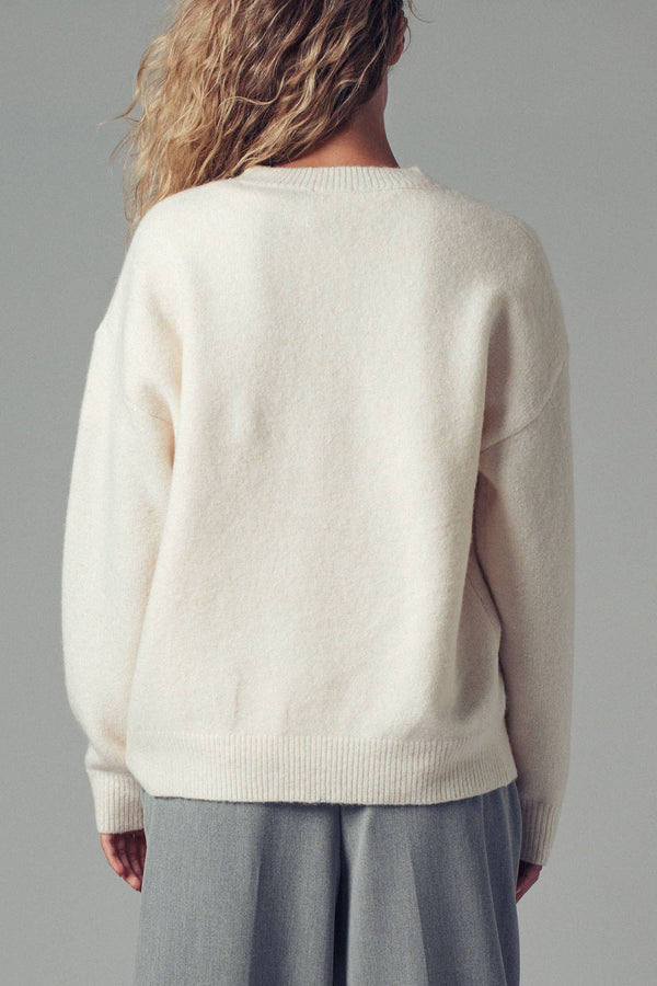 Heart Appliqué Knit Sweater
