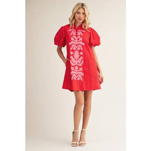 Baroque Floral Applique Solid Shift Dress
