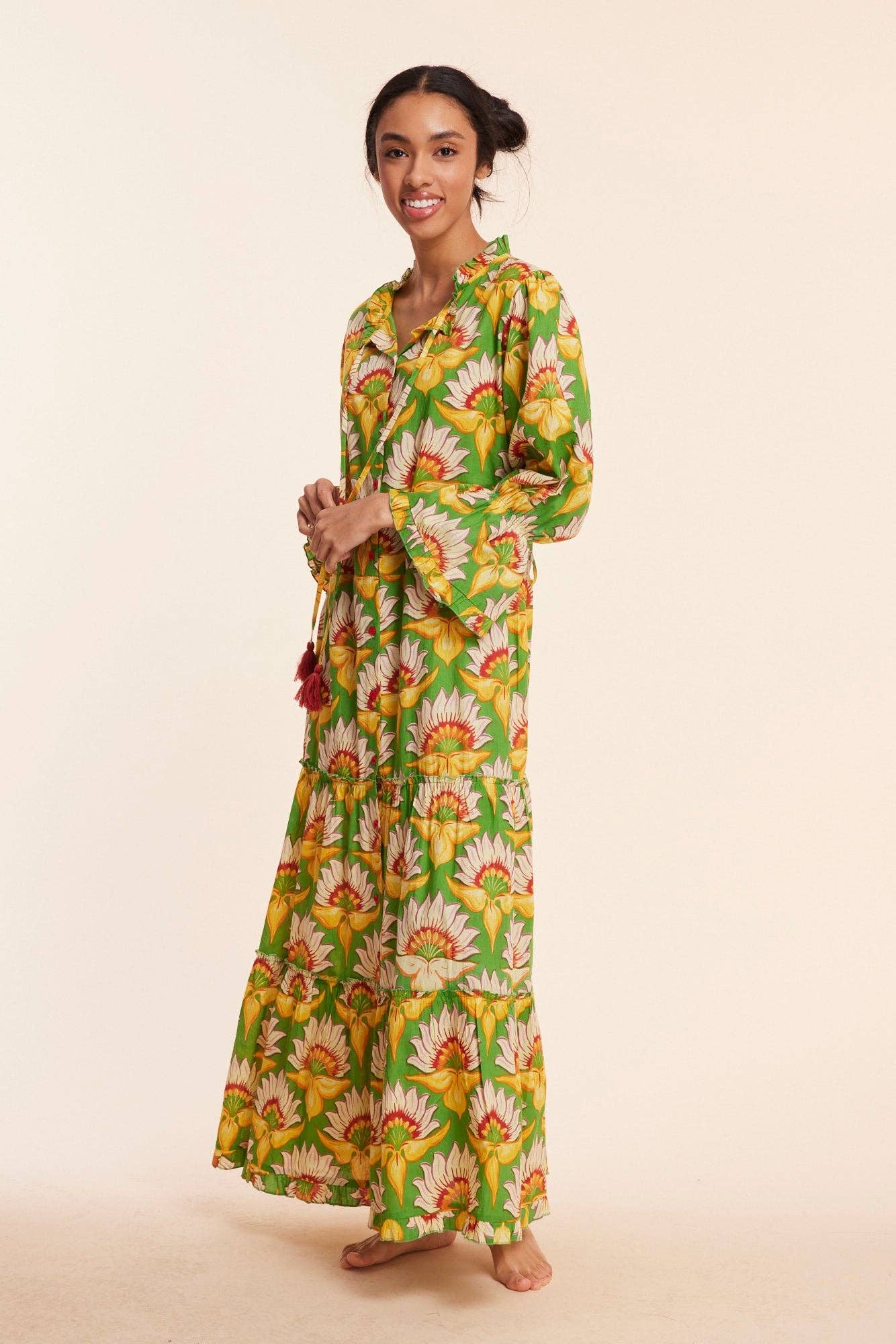 Alcee Green White Floral Lilly Fall Resort Maxi Dress