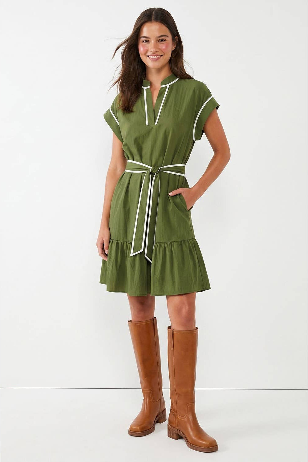 Short Sleeve Contrast Piping Mini Dress