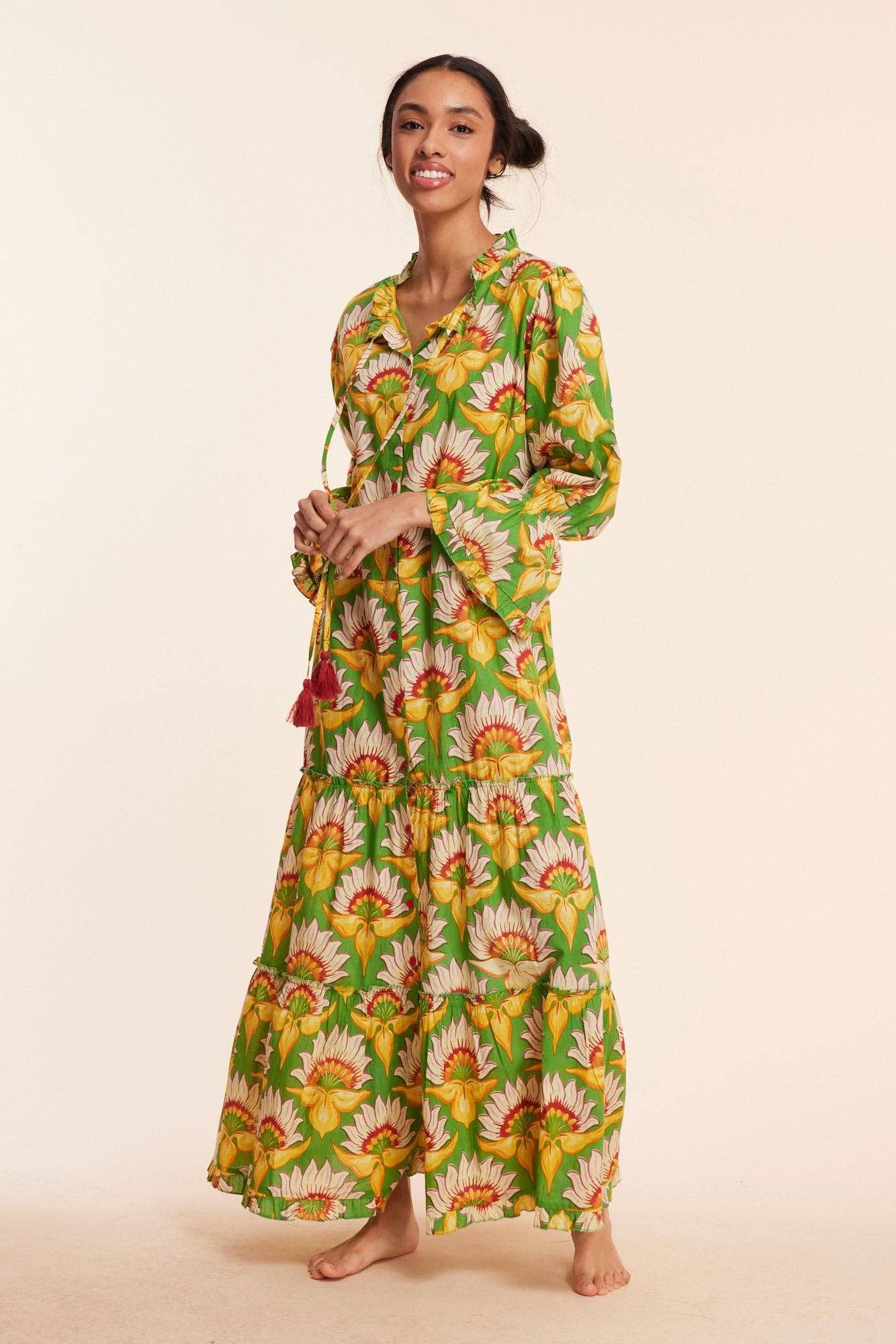 Alcee Green White Floral Lilly Fall Resort Maxi Dress