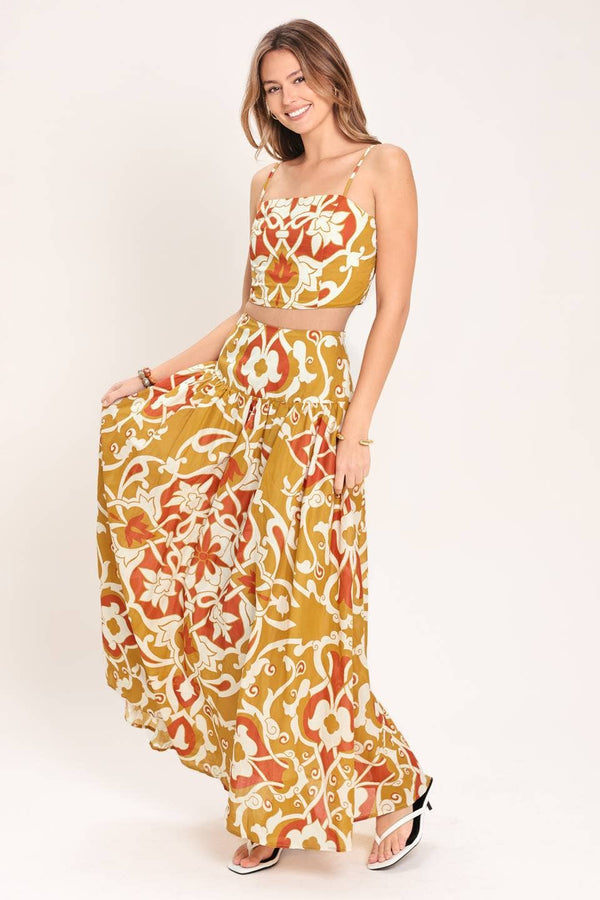 A Printed Woven Top and Skirt Set