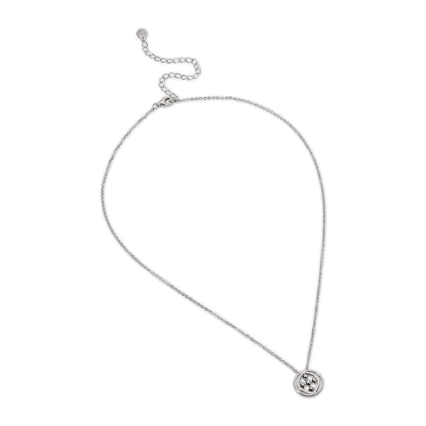 medallion pendant necklace